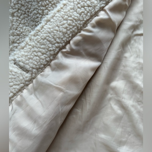 American eagle buttoned Sherpa jacket - Picture 3 of 3